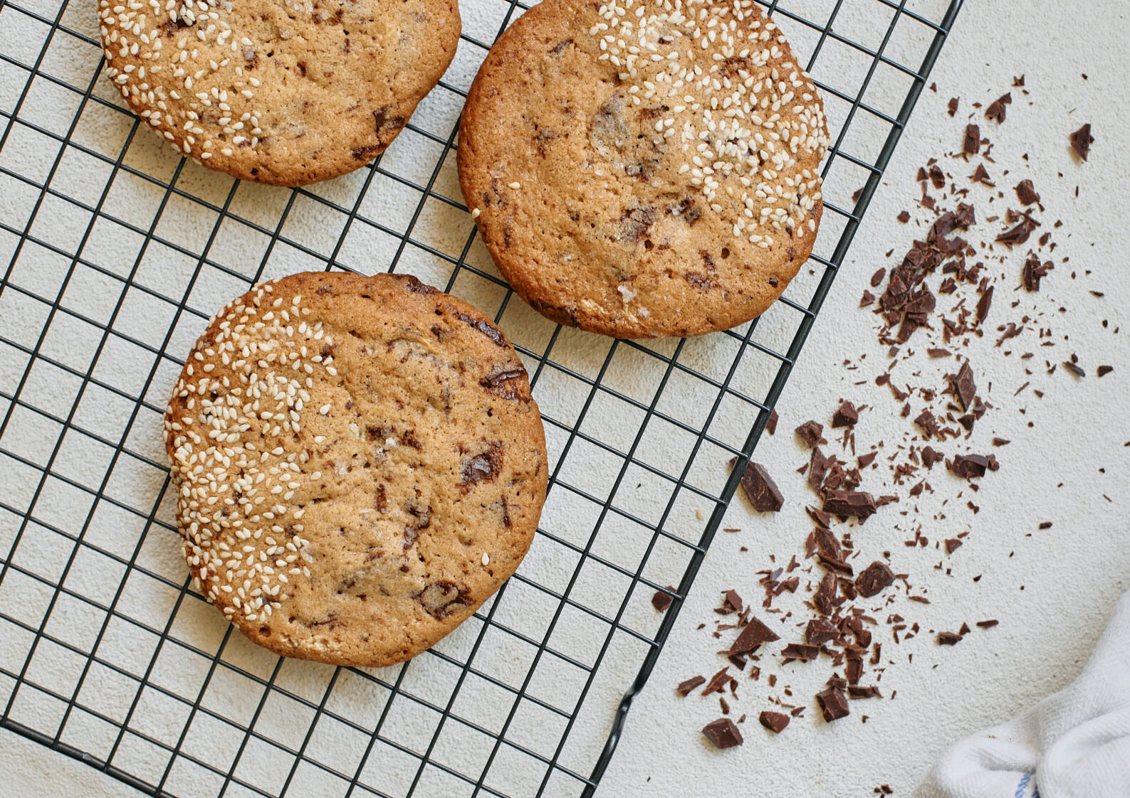 chocolate chip halva cookies